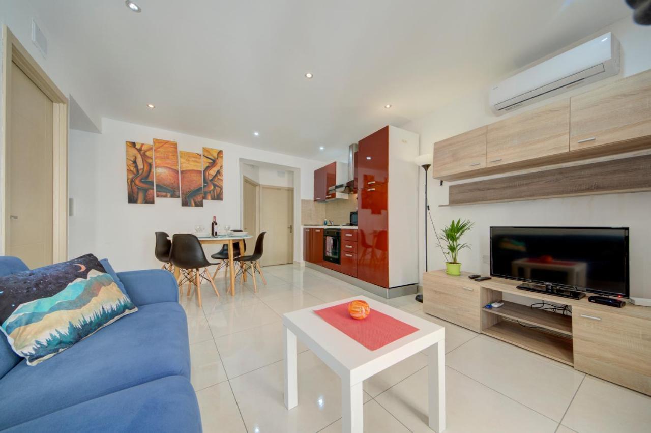 Sapphire Court 2 Bedroom Apartments By Shortletsmalta Sliema Exterior photo