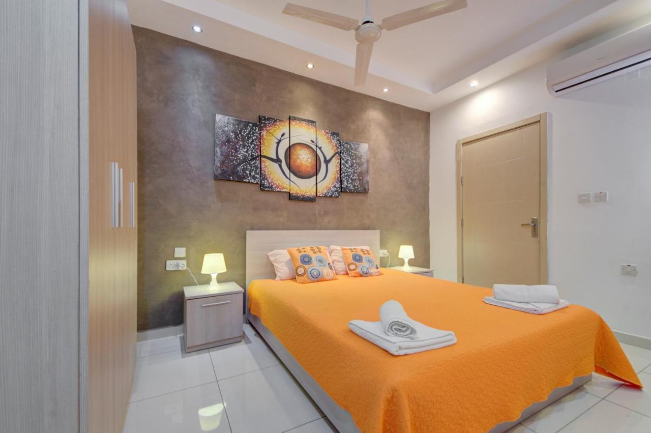 Sapphire Court 2 Bedroom Apartments By Shortletsmalta Sliema Exterior photo