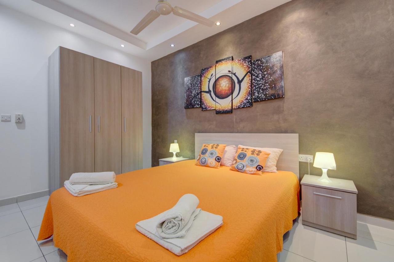 Sapphire Court 2 Bedroom Apartments By Shortletsmalta Sliema Exterior photo