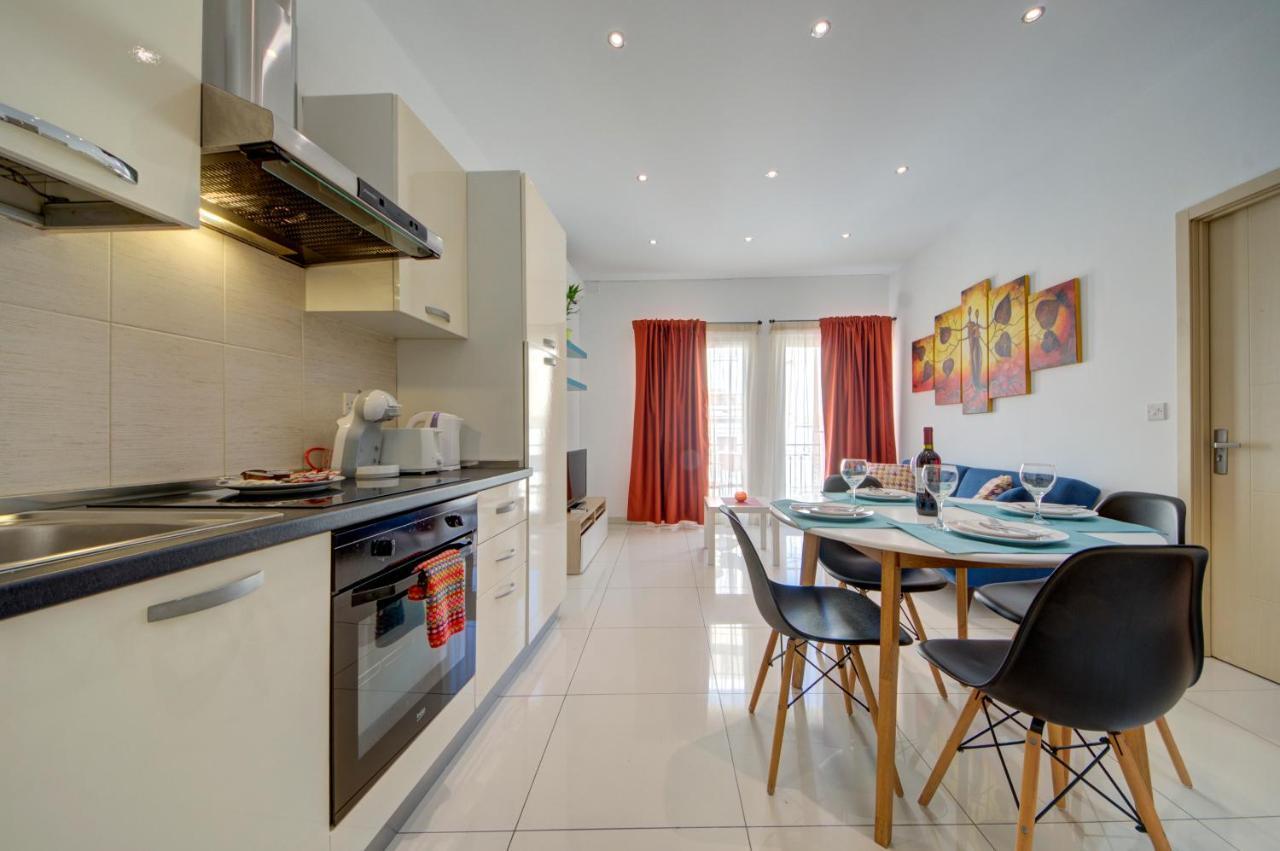 Sapphire Court 2 Bedroom Apartments By Shortletsmalta Sliema Exterior photo