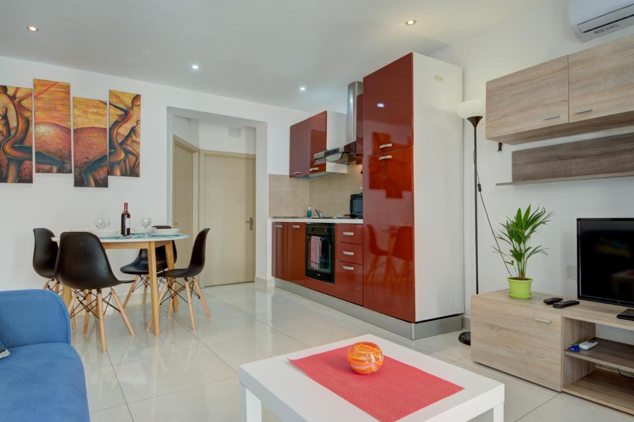 Sapphire Court 2 Bedroom Apartments By Shortletsmalta Sliema Exterior photo