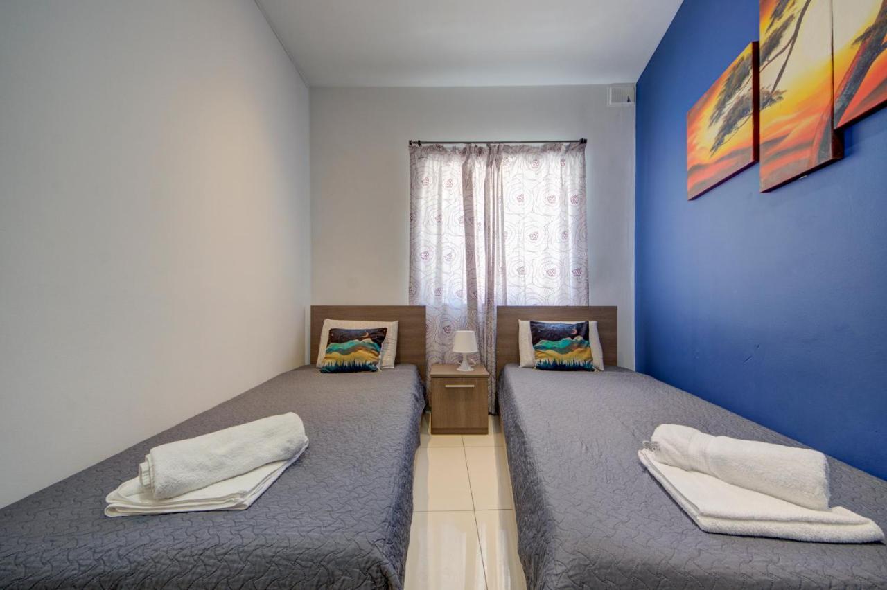 Sapphire Court 2 Bedroom Apartments By Shortletsmalta Sliema Exterior photo